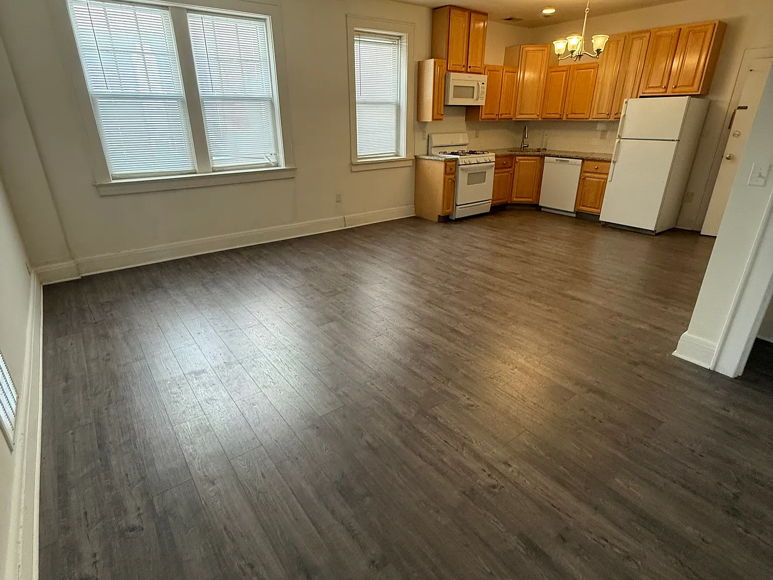 Mountain Ave, Scotch Plains — Photo 2