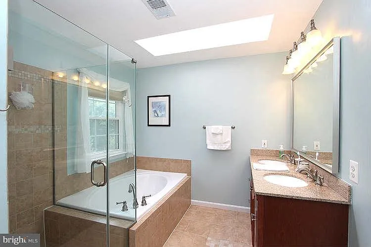 13384 Rushing Water Way — Photo 2