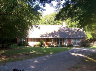 276 Anna Ln, Wetumpka, AL 36092