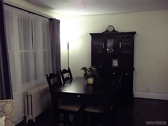 5th image of 109 Northcrest Ave