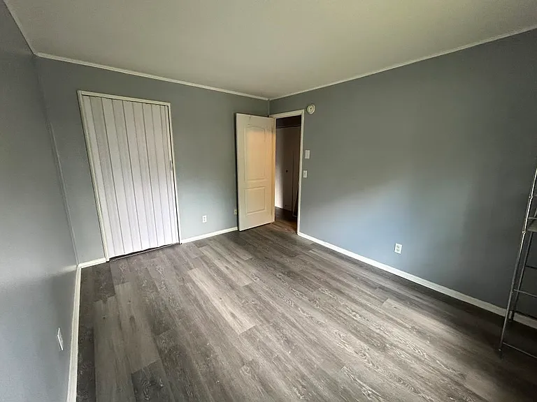 1432 Brooke Park Dr #1 — Photo 4