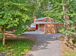 13708 Sherwood Forest Dr, Silver Spring, MD 20904