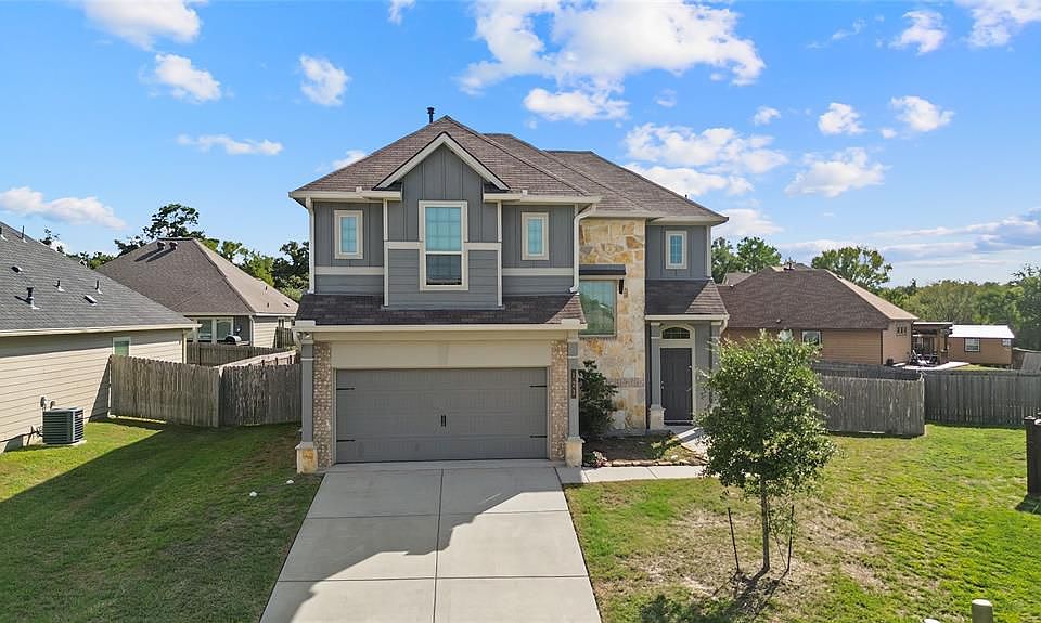 1st image of 123 Red Deer Way