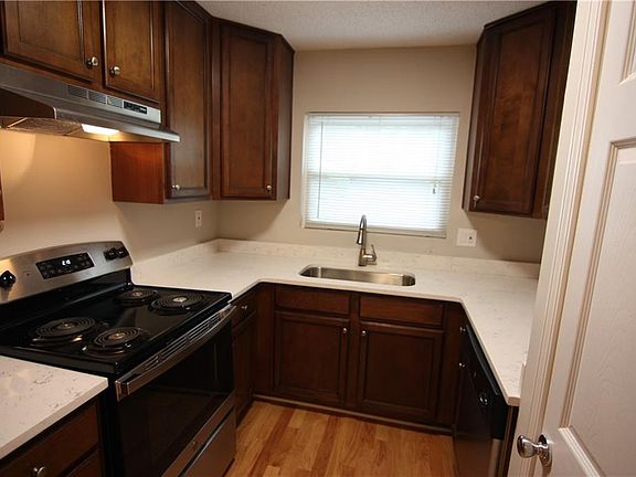 5th image of 6179 Woodland Rd