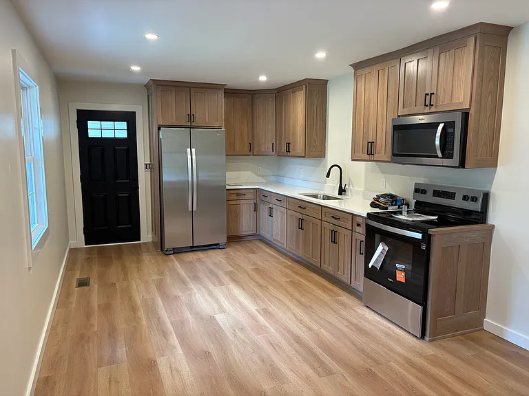 699 E Fairpark Ave — Photo 4