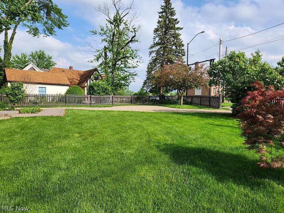 93 W Boston Mills Rd, Hudson, OH 44236 Zillow