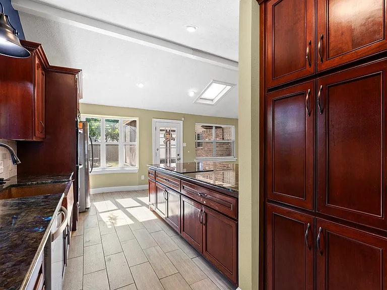 3010 Westerland Dr — Photo 15