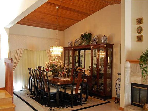 Magnificent Kendall Home!