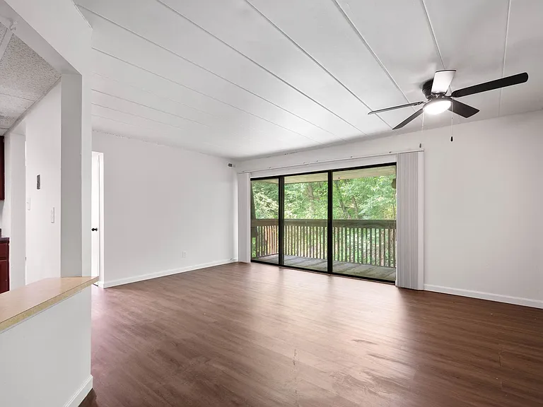 2850 Washington Blvd — Photo 30