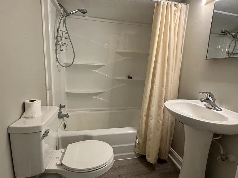 14955 Foster Ln — Photo 8