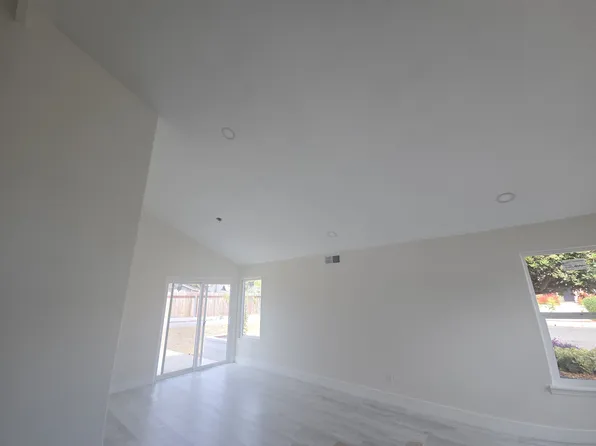 4526 Big Sur St, Oceanside, CA 92057