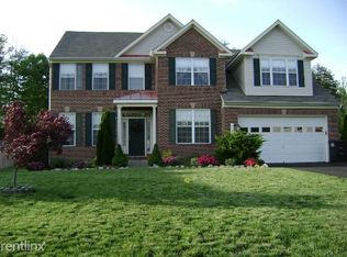 5455 Quaint Dr, Woodbridge, VA 22193