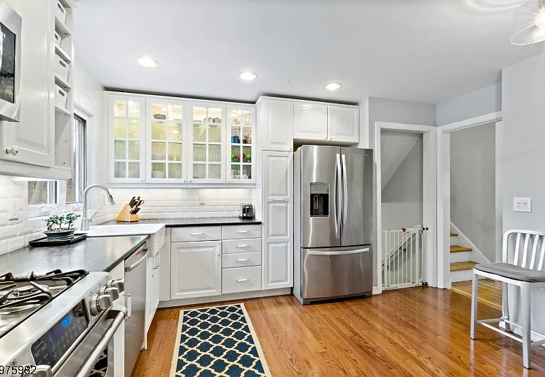 38 Molly Stark Dr — Photo 4