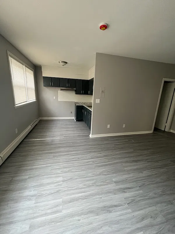 1 bed, $1,075 — Photo 3
