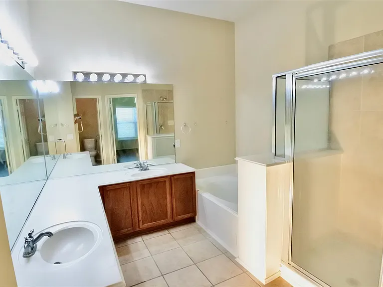 19314 Chislestone Ln — Photo 13