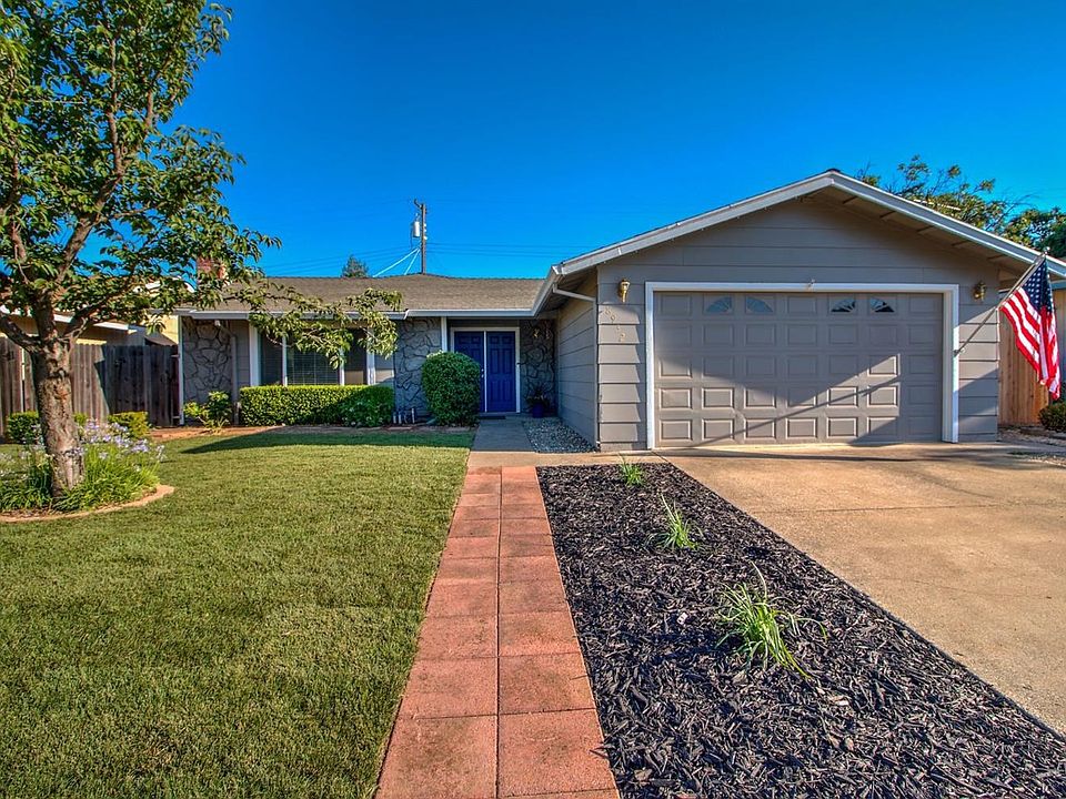 1st image of 8932 Aksarben Dr