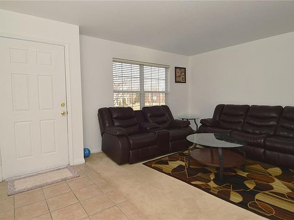 4th image of 755 Blue Jay Way