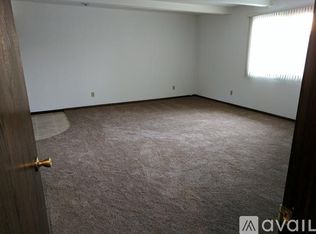 2208 Stoneybrook Rd APT 1, Pekin, IL 61554