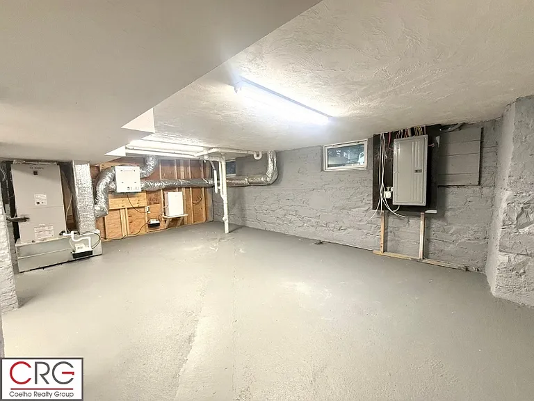 170 Webster Ave #1 — Photo 38