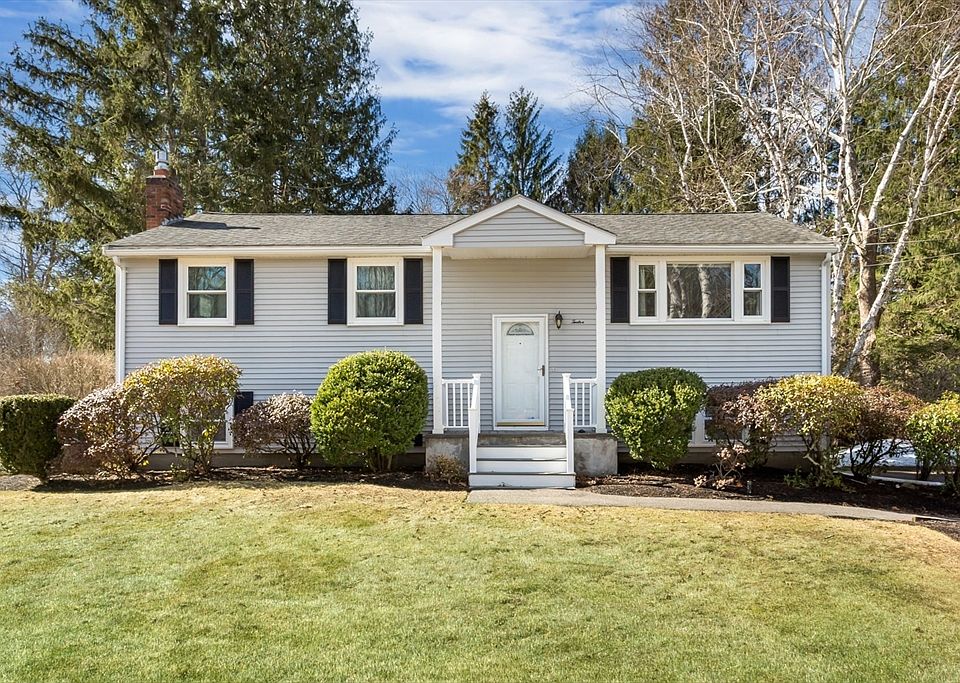 1st image of 12 Harborwood Dr
