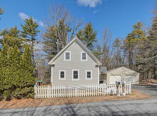 48 Bradford Rd, Sunapee, NH 03782