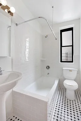 Rented by Living New York | media 17