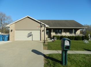 380 E John Casey Rd, Bourbonnais, IL 60914