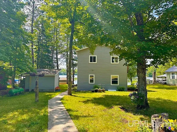 1163 N Arfelin Lake Rd, Michigamme, MI 49861
