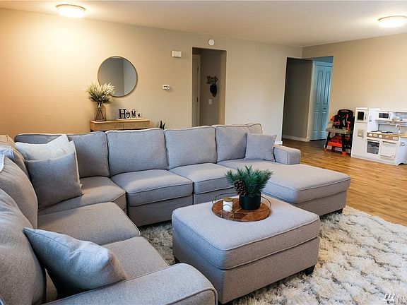 4th image of 7014 65th St NE
