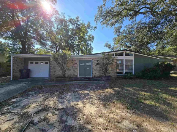 6445 Berryhill Rd, Milton, FL 32570