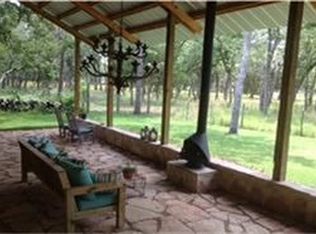 6880 Round Top Rd, Carmine, TX 78932