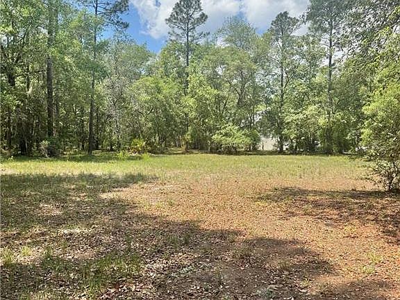 4th image of 652 Picnic Ln NE