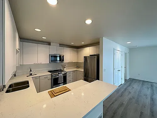 View 420 — Photo 28