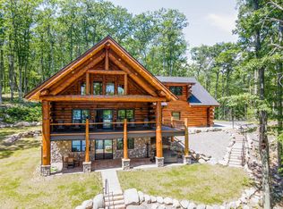 3495 Grand Oak Ln, Rhinelander, WI 54501