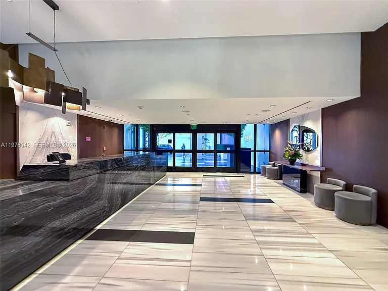 1100 Biscayne Blvd #3404 — Photo 8