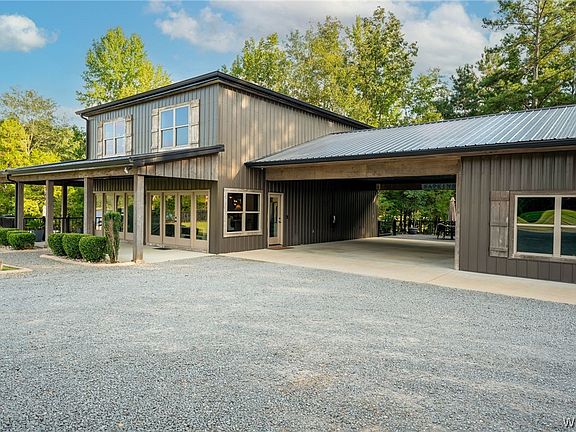 3rd image of 12040 Orlea Ln