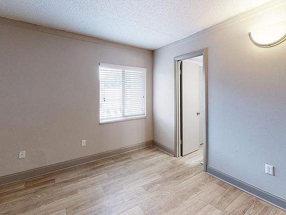 5th image of 3435 S Orange Ave #S202