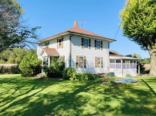 28295 Inwood Rd, North Liberty, IN 46554