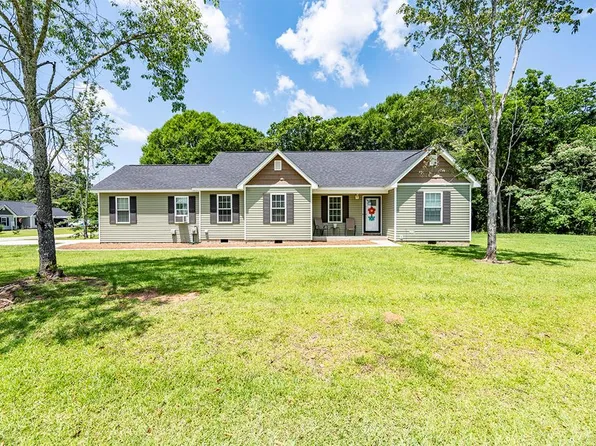 3 Skylark Ct, Tifton, GA 31793