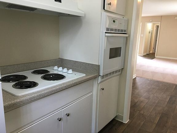 4th image of 465 Garwood Way APT D