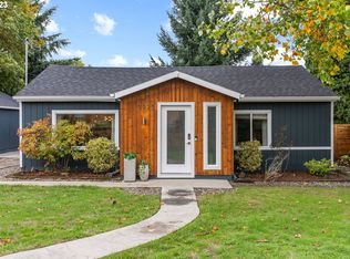 10925 NE Morris St, Portland, OR