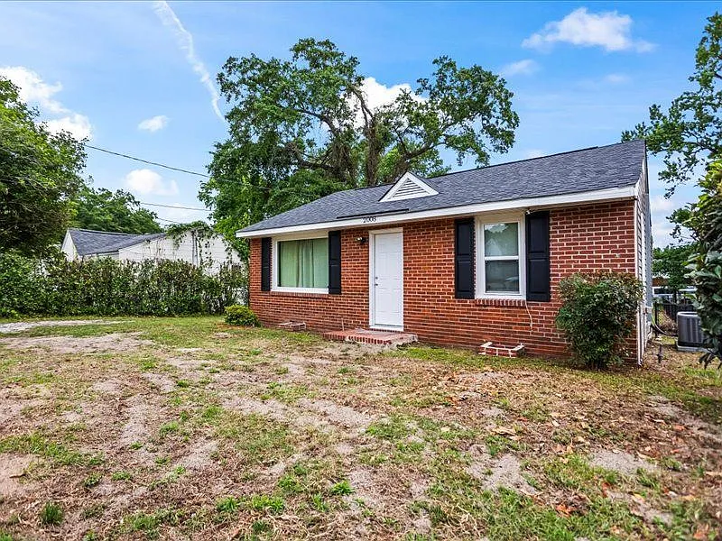 Building Photo - Lanier Dr