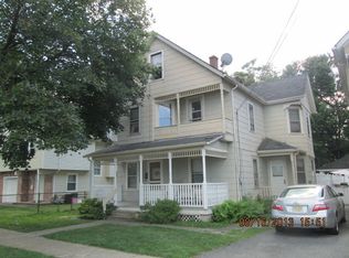 5 Baker St, Dover, NJ 07801
