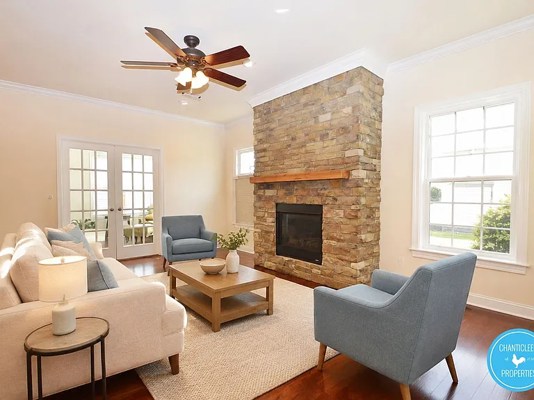 2129 Weststone Rd — Photo 2