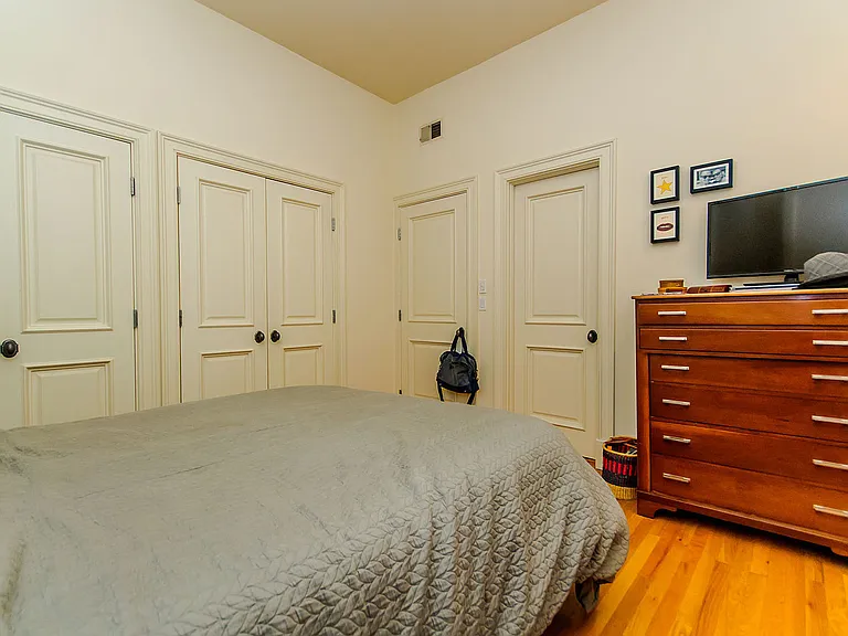 531 N Wells St #166-W — Photo 36