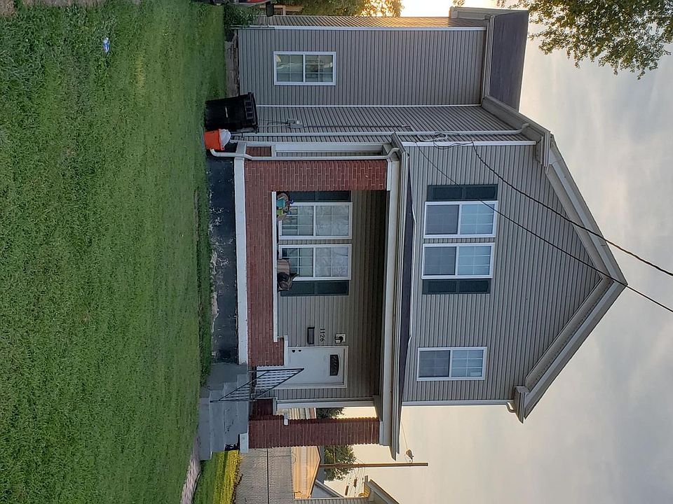2nd image of 1126 Cecil Ave