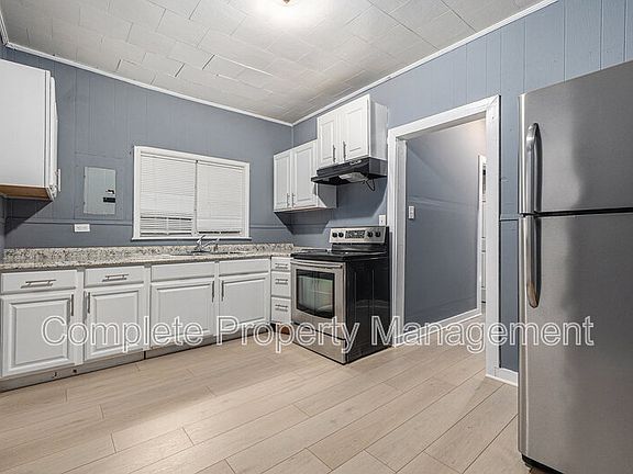 3rd image of 5906 5th St S