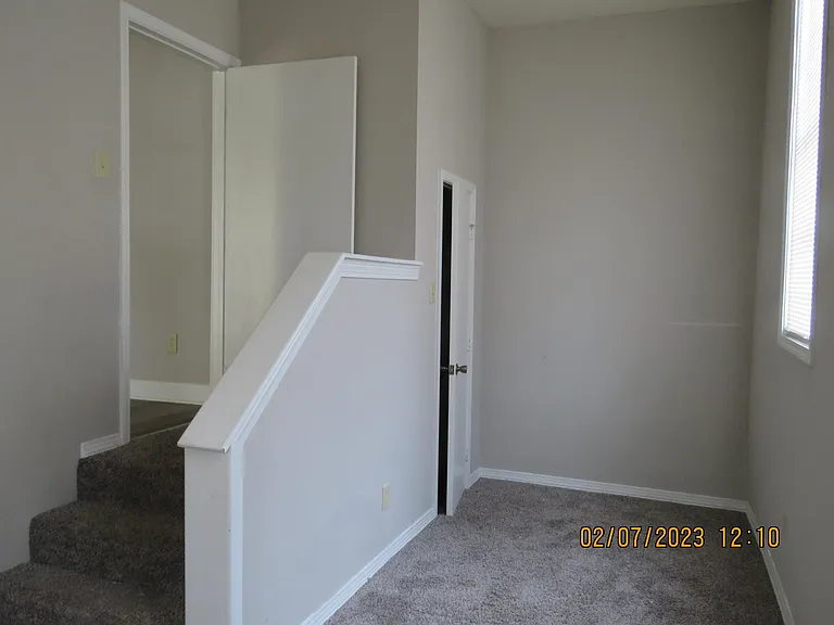 106 Jewel Dr — Photo 5