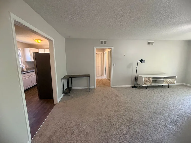 5516 Lakeshore Dr #504 — Photo 7