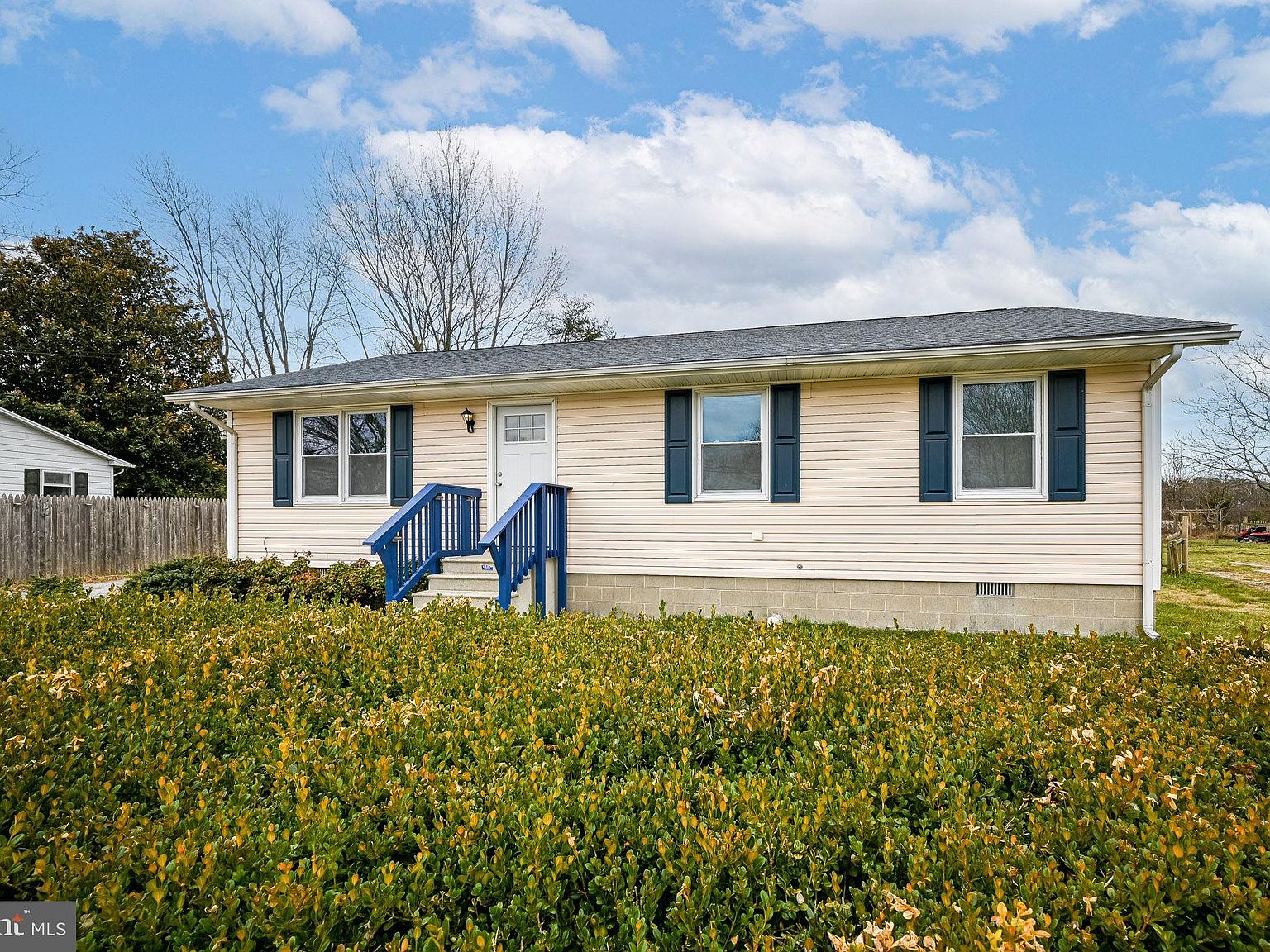 509 W 8th St, Laurel, DE 19956 Zillow
